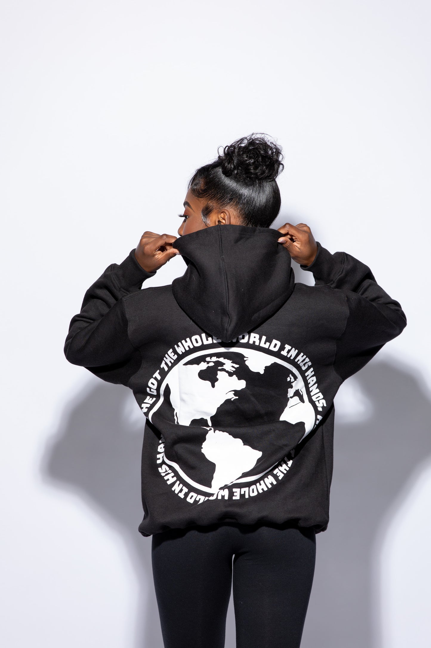 WRLD IN HIS HANDS HOODIE