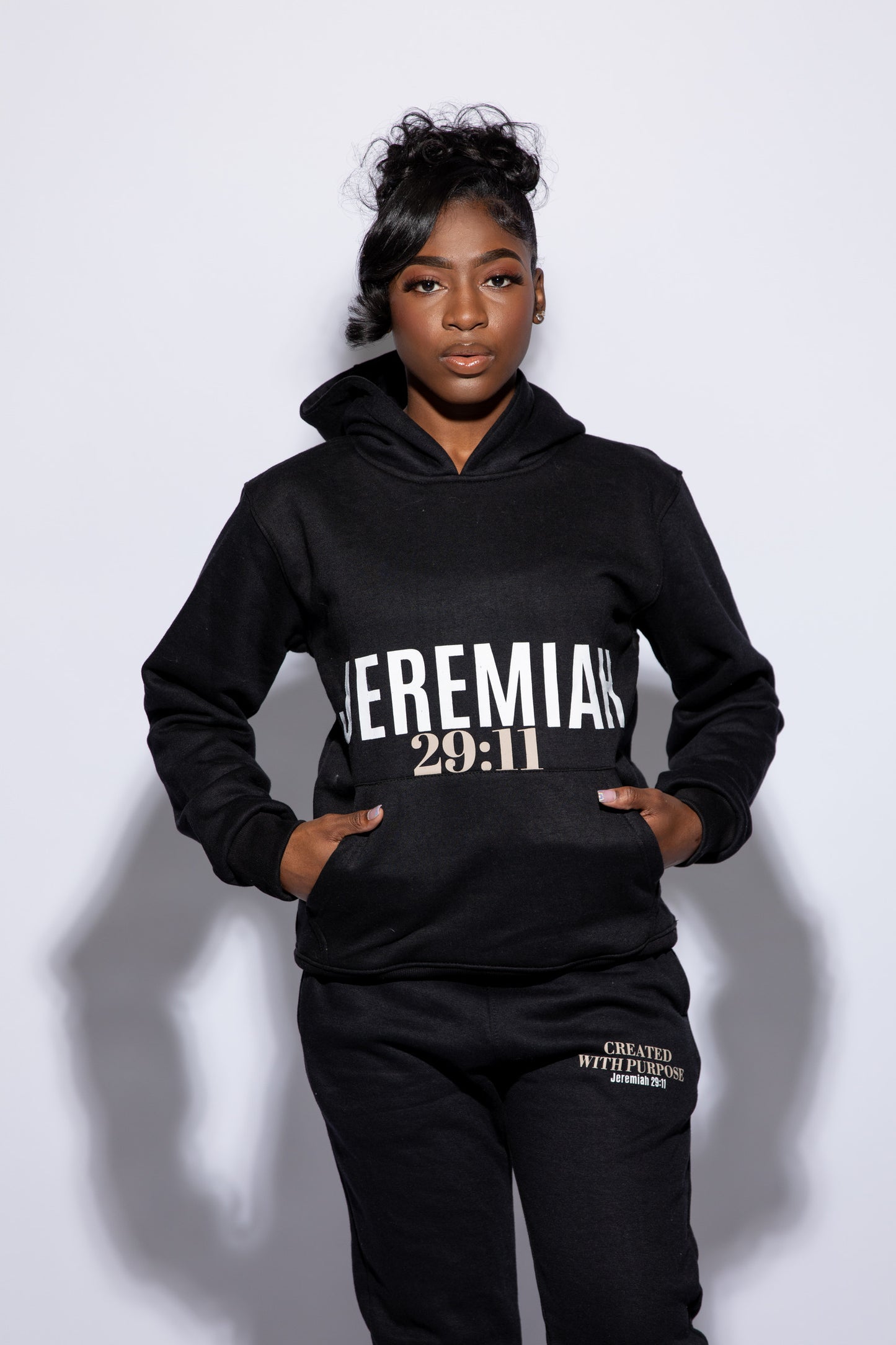 CREATED WITH A PURPOSE SWEATPANTS BLACK